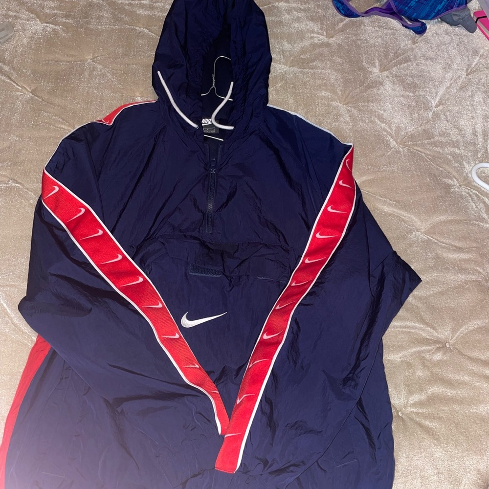 Nike wind breaker